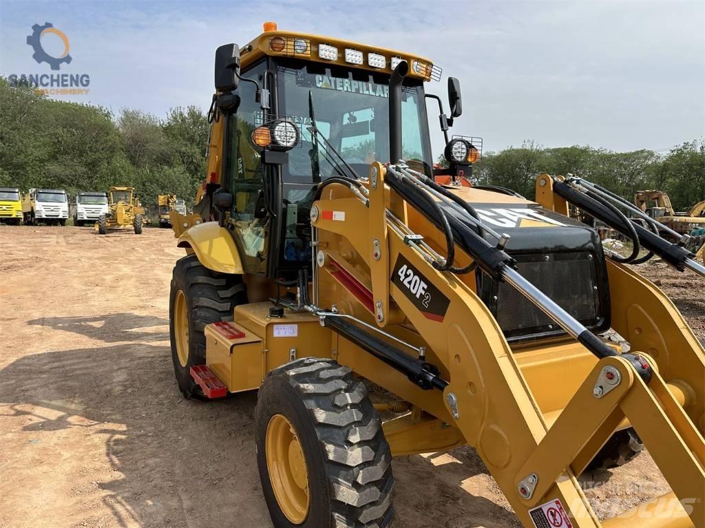 CAT 420F2 Graaf-laadcombinaties