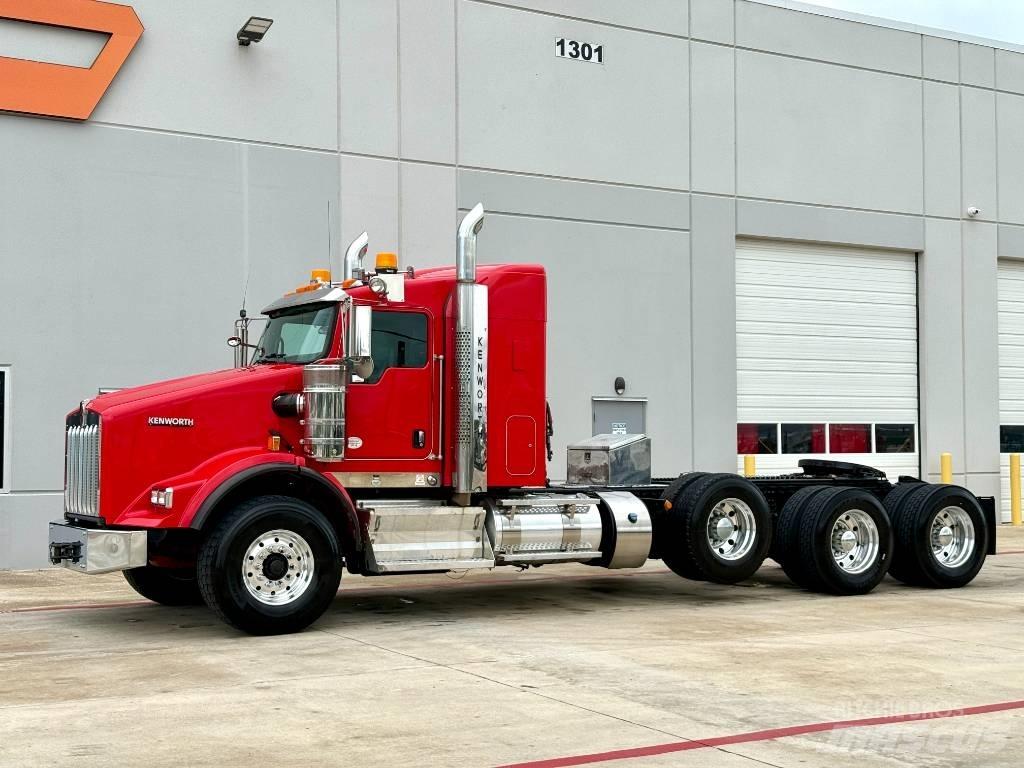 Kenworth T 800 Trekkers
