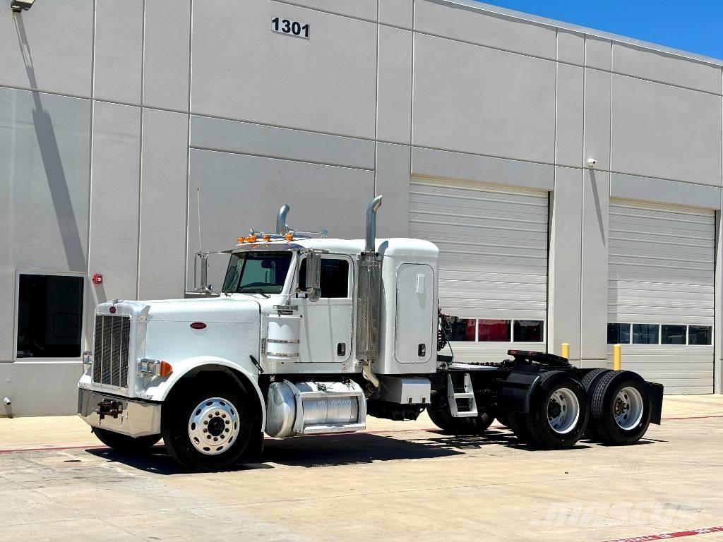 Peterbilt 379 Trekkers