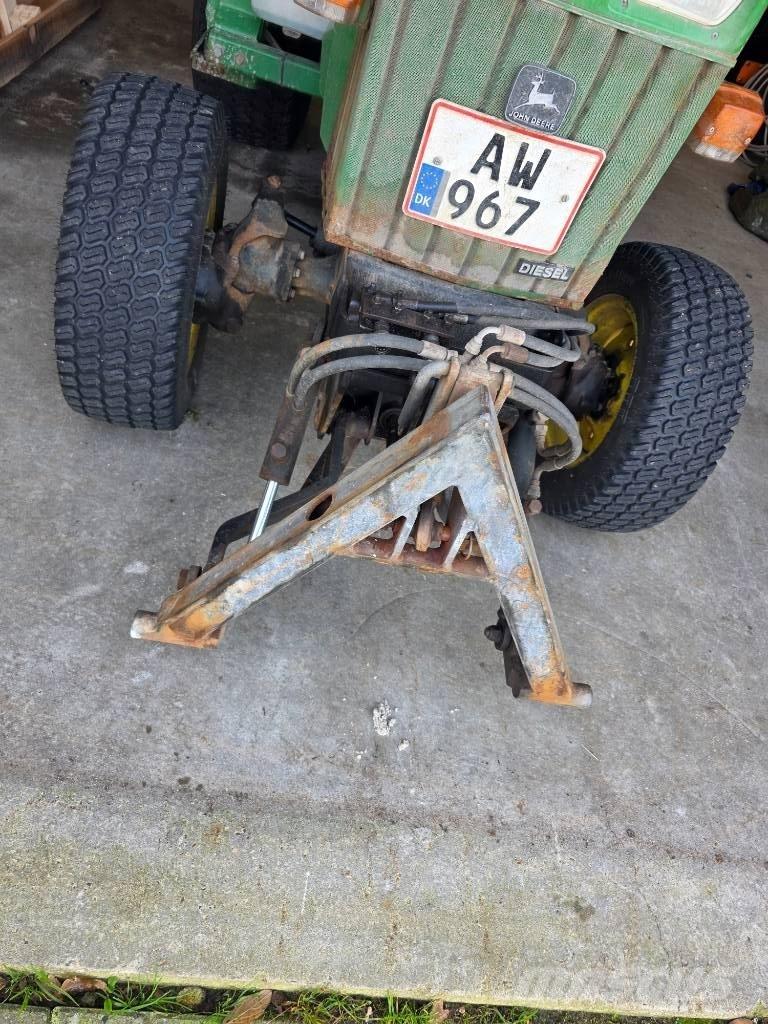 John Deere 855 Compacttrekkers