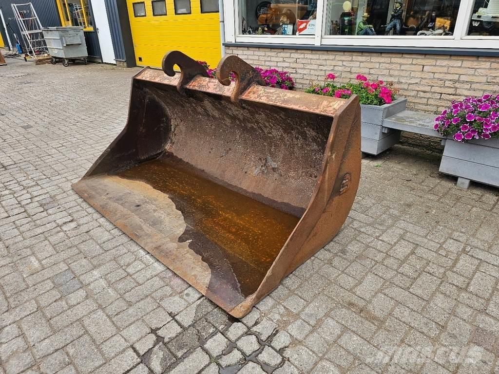  Onbekend Slotenbak Bakken