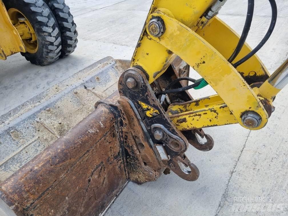 Komatsu PW 118 MR-8 Wielgraafmachines