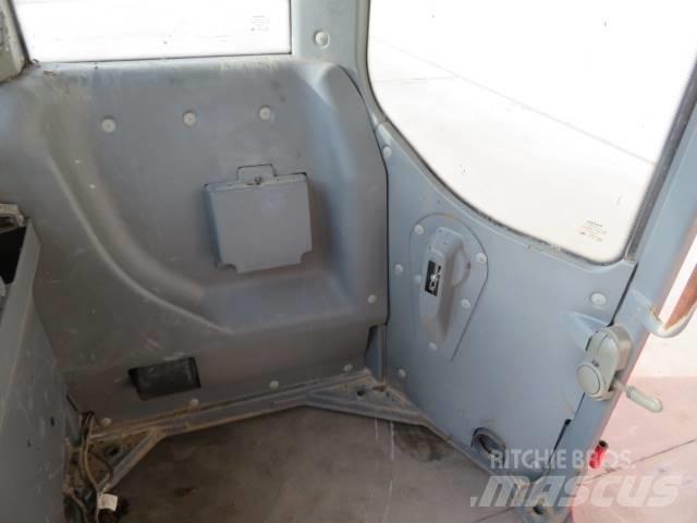 Volvo ECR 88 Cabine en interieur