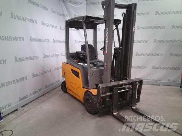 Jungheinrich EFG 320 Elektrische heftrucks