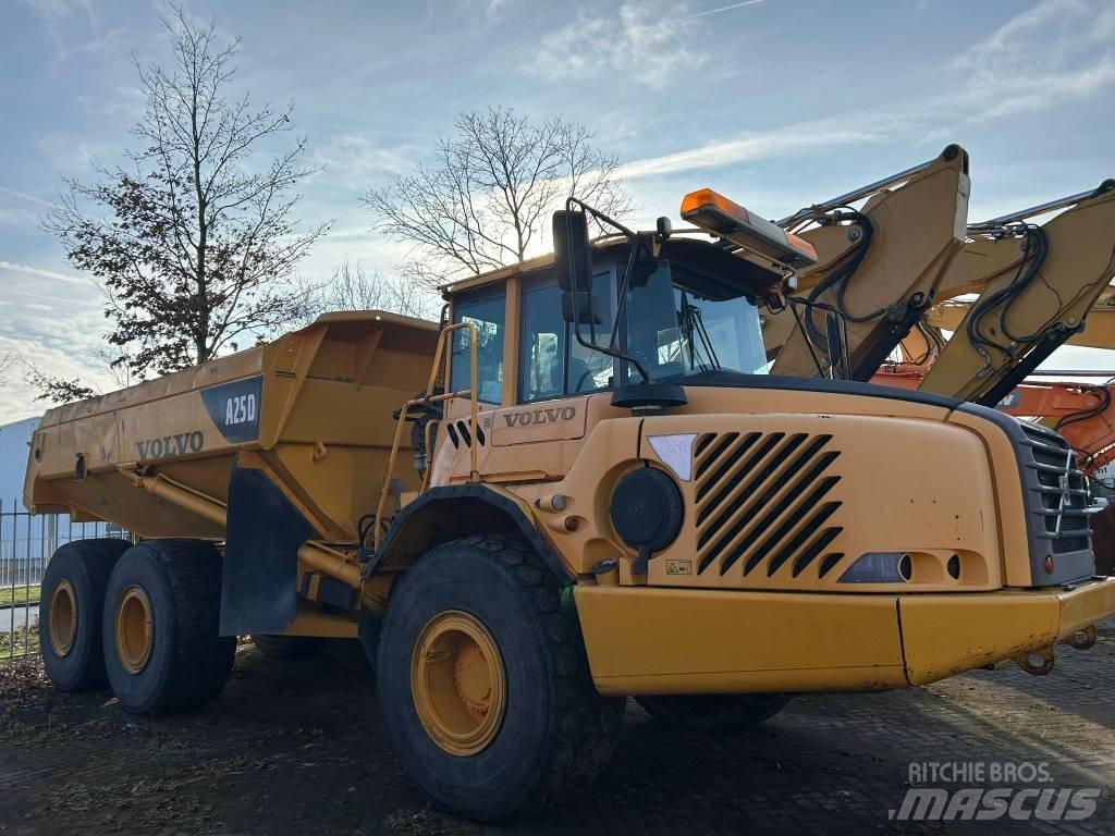 Volvo A 25 D Knik dumptrucks