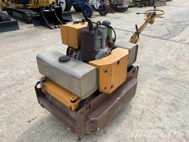 CASE Vibromax W 70 Duowalsen
