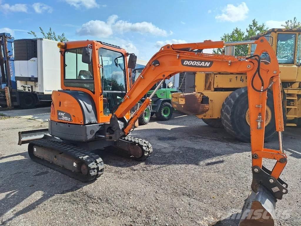 Doosan DX35Z Minigraafmachines < 7t