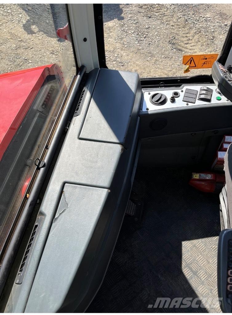 Komatsu 845 Uitrijwagens