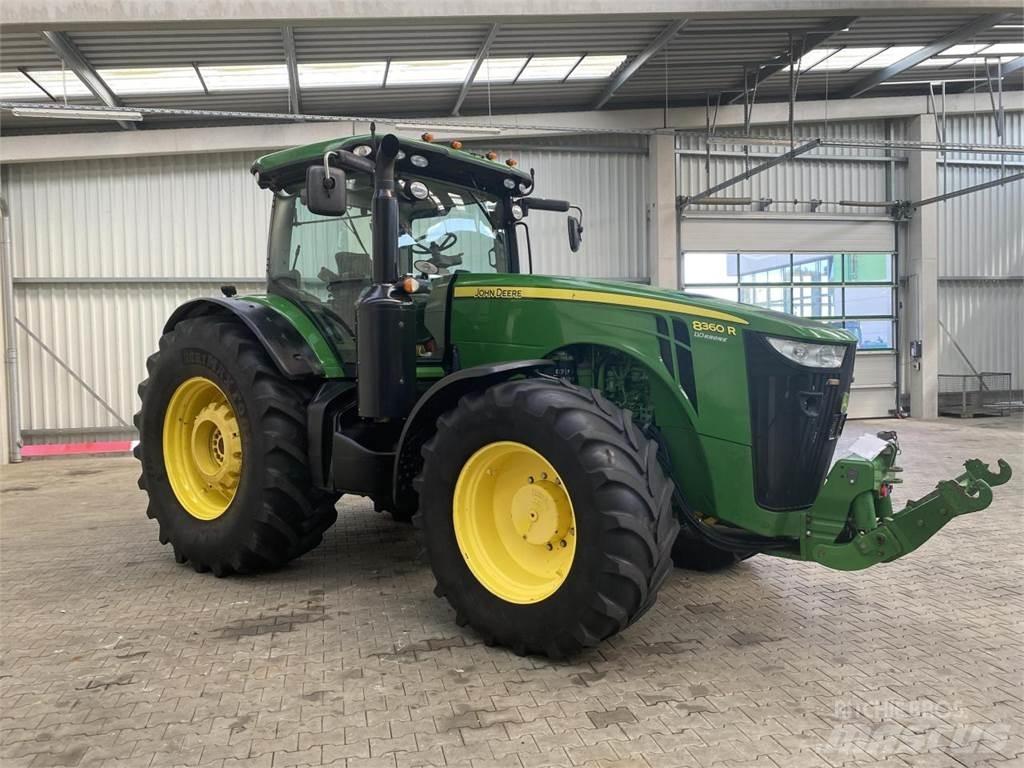 John Deere 8360R Tractoren