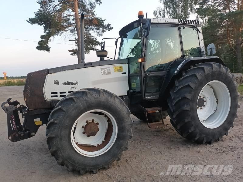 Valmet 8100 Tractoren