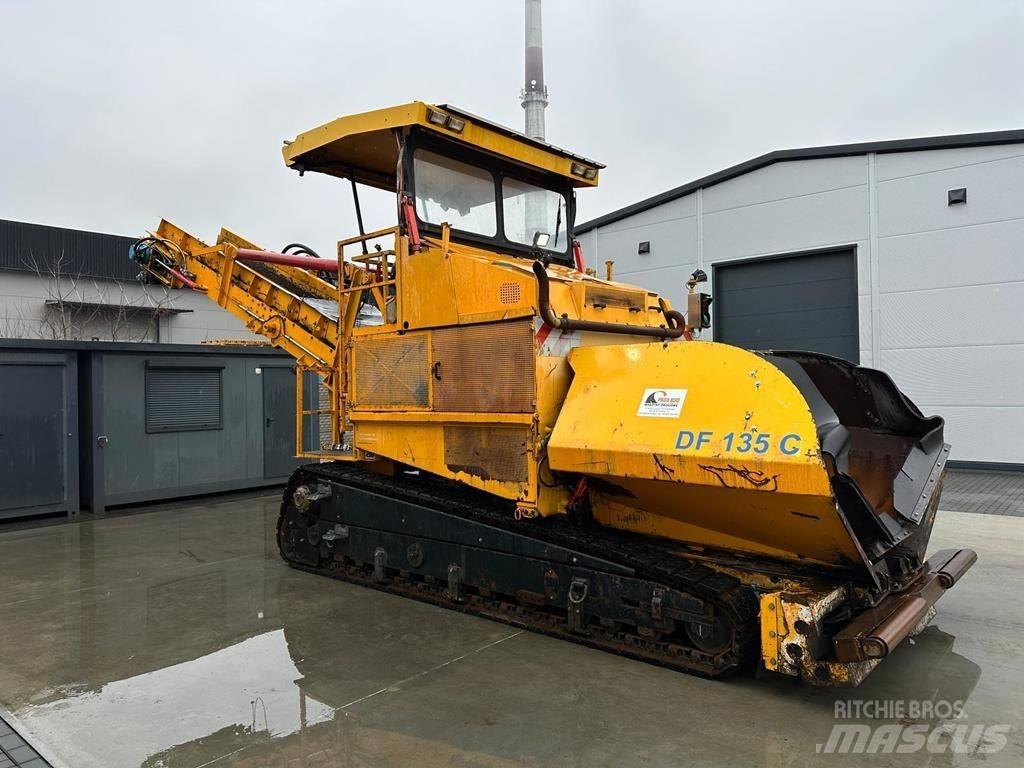 Demag DF 135 C Asfaltafwerkmachines