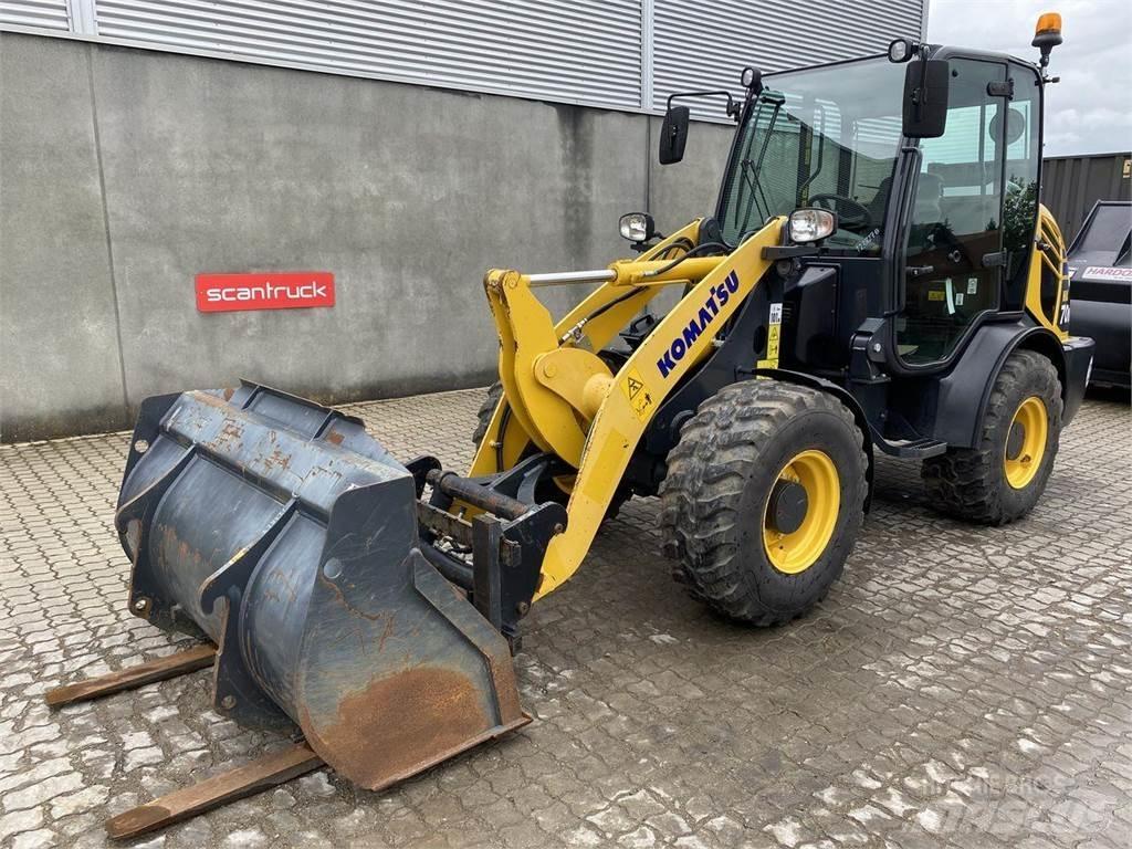 Komatsu WA70M-8EO Schrank- en knikladers