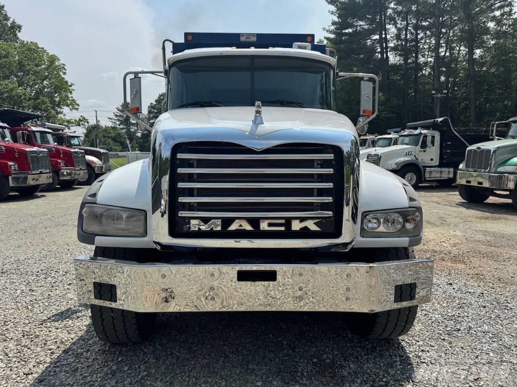 Mack Granite GU 713 Kipper