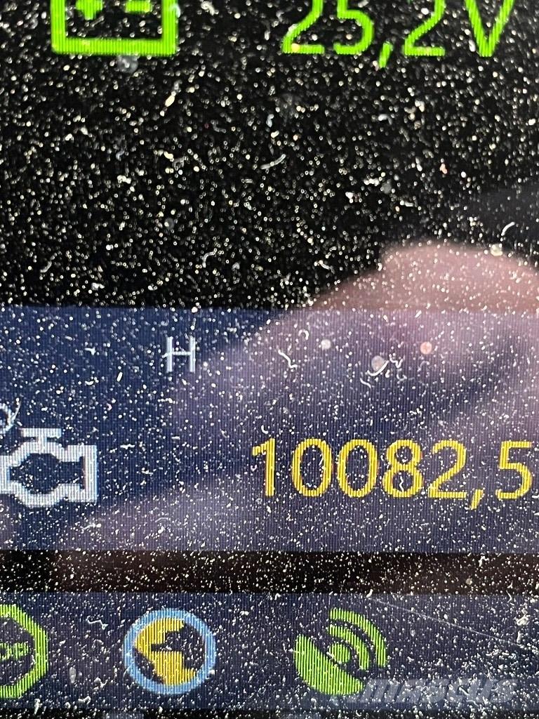 Komatsu 875 Uitrijwagens