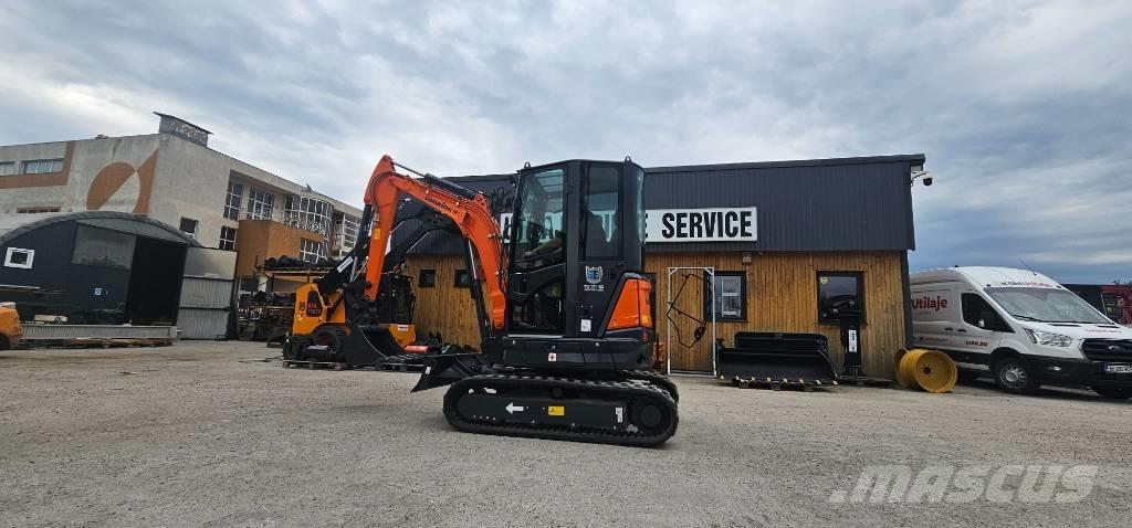 Lonking 6025 Minigraafmachines < 7t