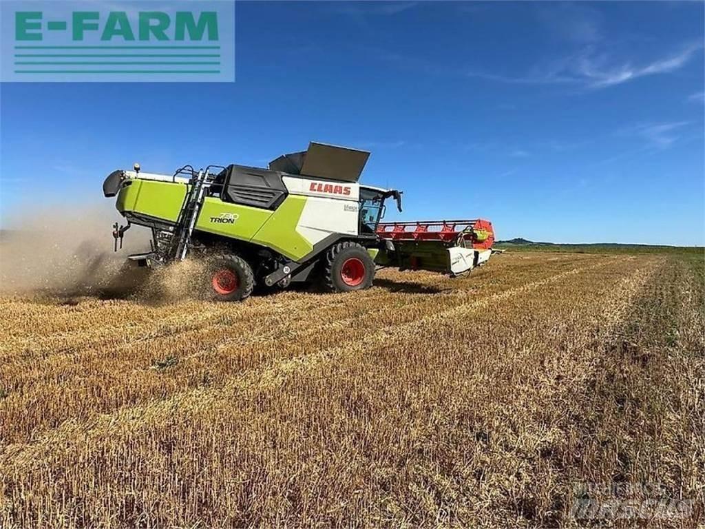 CLAAS trion 730 Maaidorsmachines