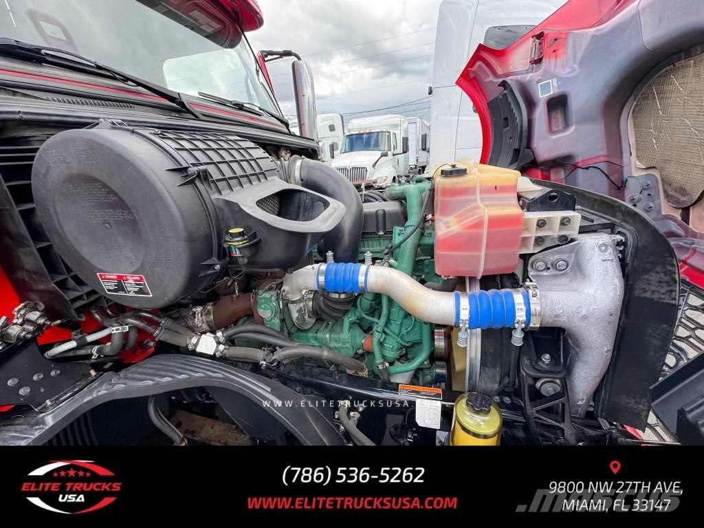 Volvo Commercial VNL Trekkers