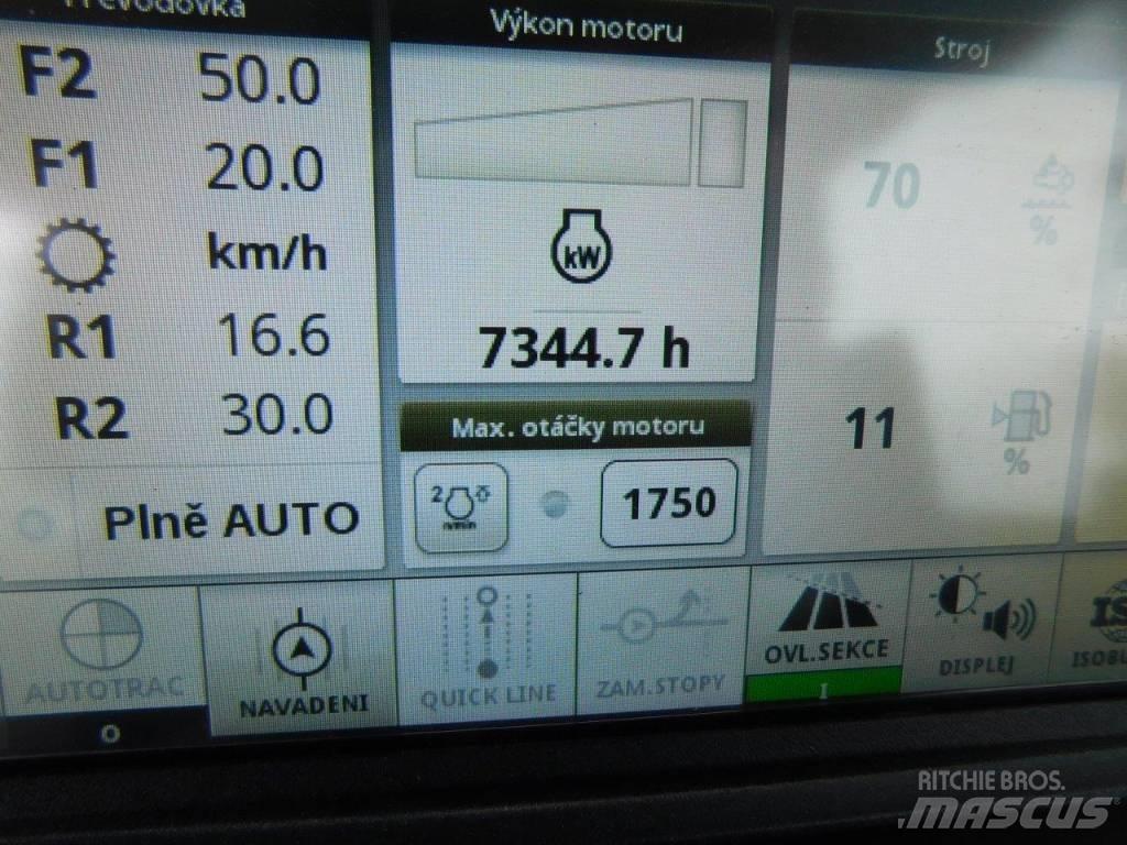 John Deere 6215 R Tractoren