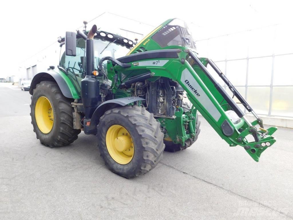 John Deere 6215 R Tractoren