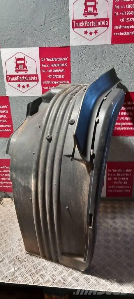 Scania 94 D.   1408465 Cabine en interieur