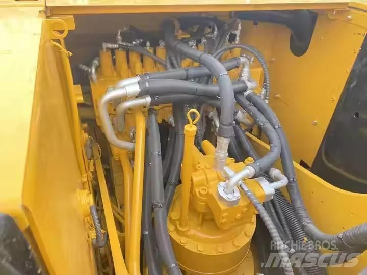 CAT CAT320D2 Midigraafmachines 7t - 12t