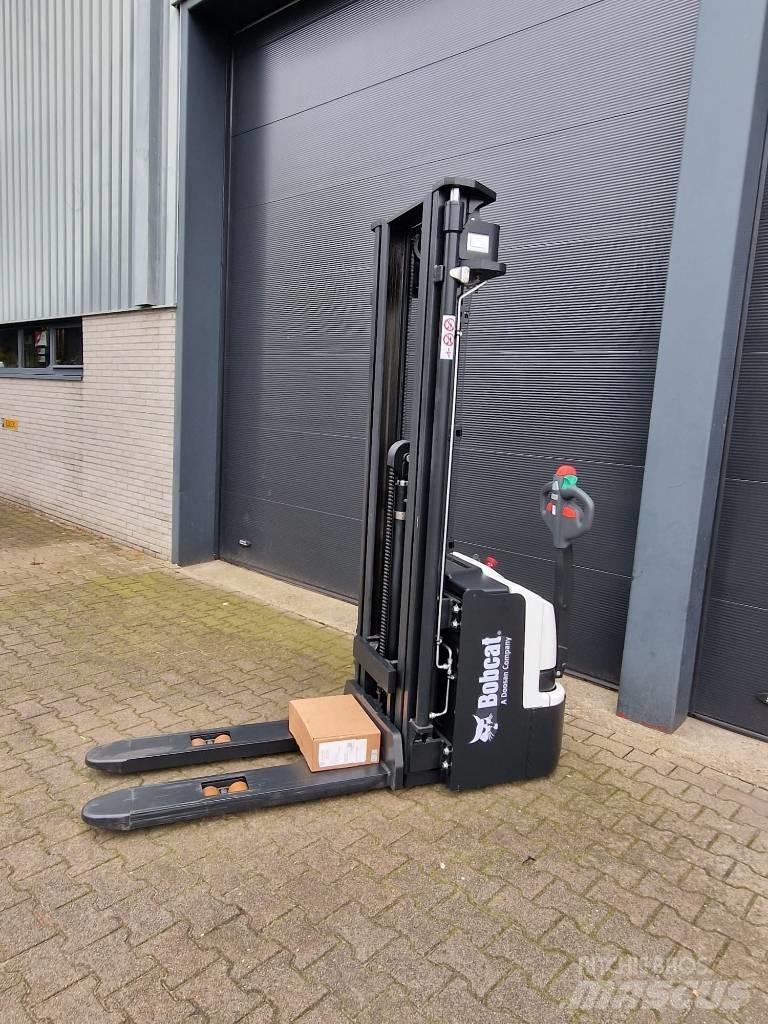 Bobcat BSL 16 N-7 Meeloop stapelaar