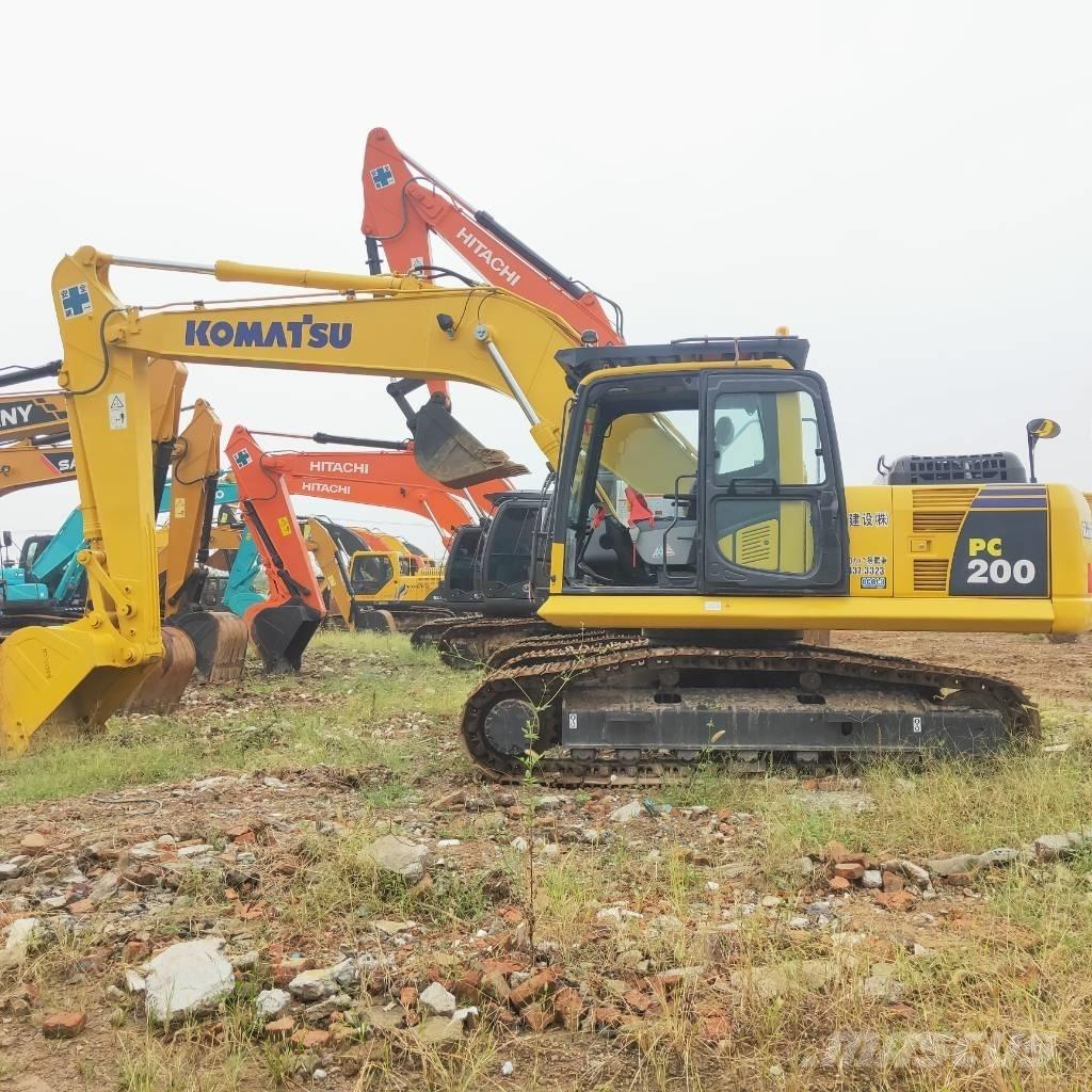Komatsu PC200-8 Rupsgraafmachines