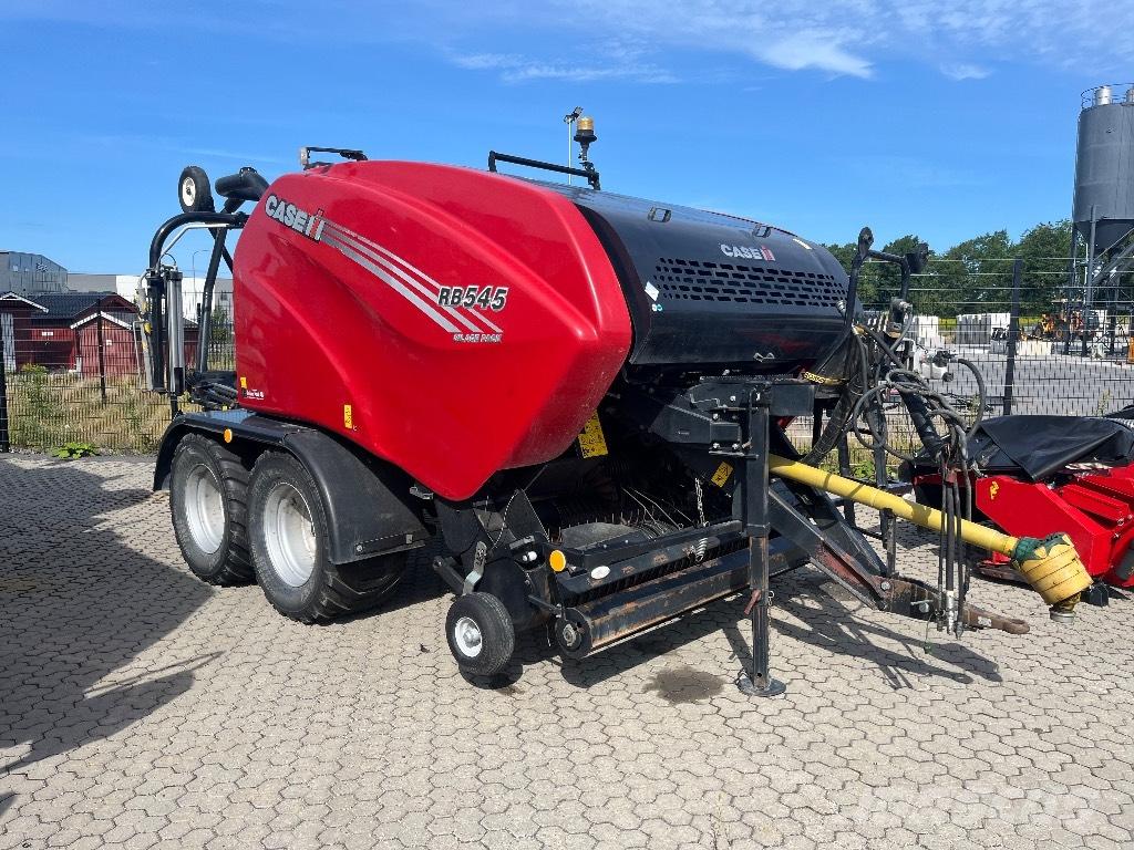 Case IH RB 545 Ronde-balenpersen