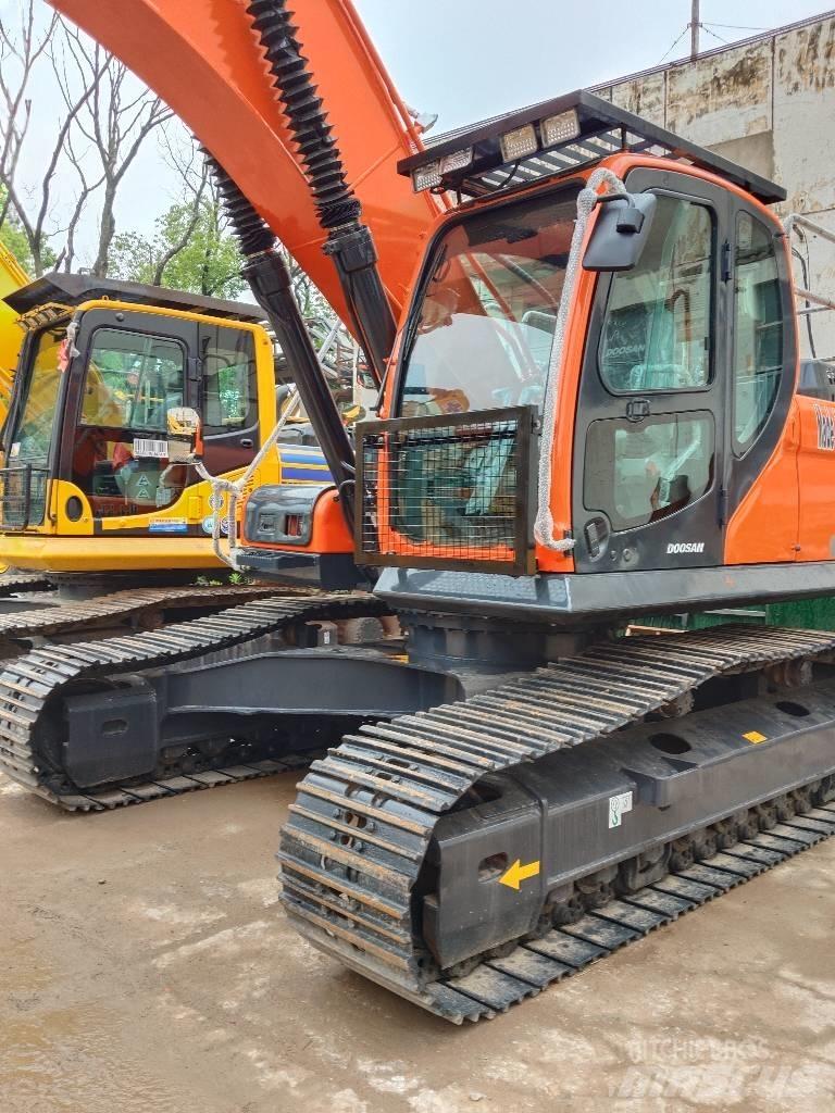 Doosan DX300 Rupsgraafmachines