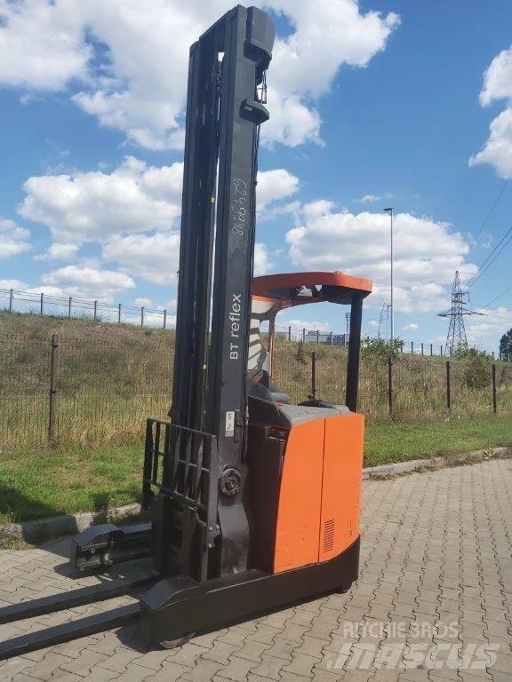BT RR E 160 Reachtruck voor hoog niveau