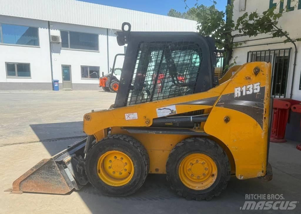 Gehl R 135 Schrankladers