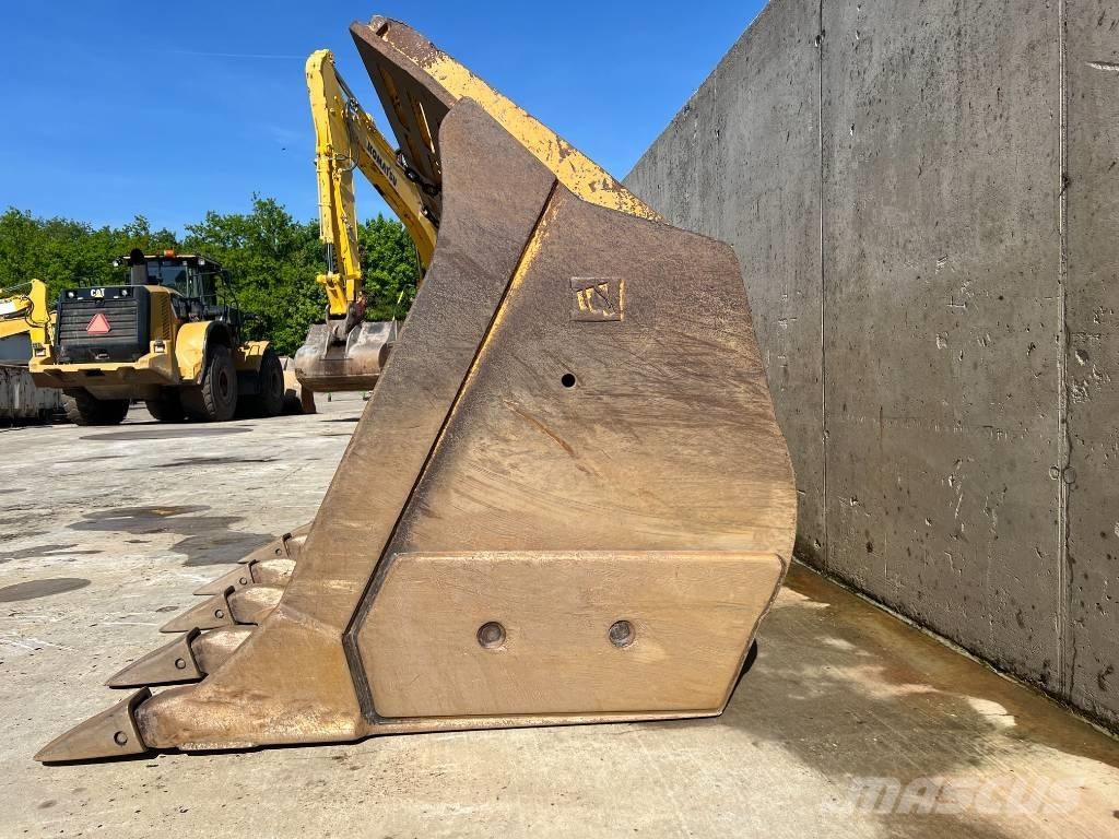 CAT 980 bucket Bakken