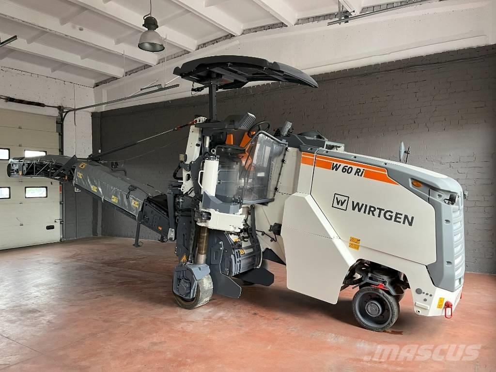 Wirtgen W 60 Ri Asfaltfrezen