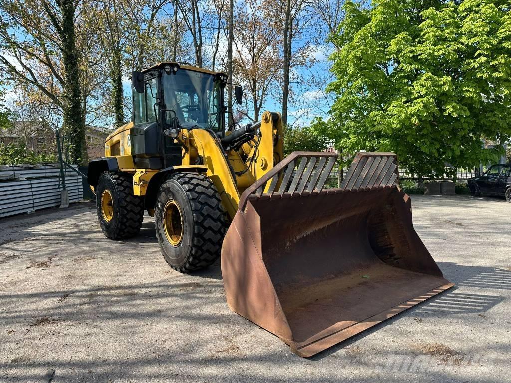CAT 930 M Wielladers