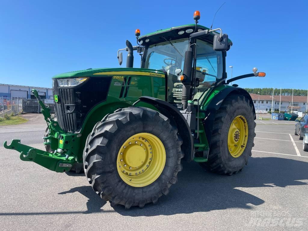 John Deere 7250 R Tractoren