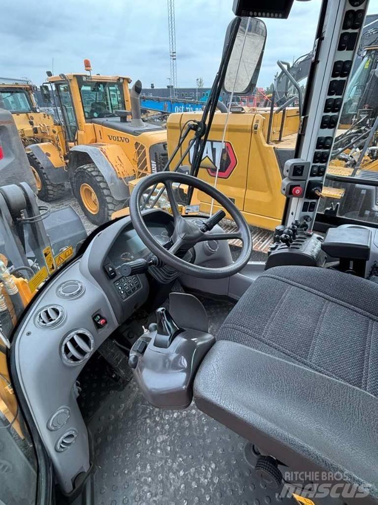 Volvo L90G Wielladers