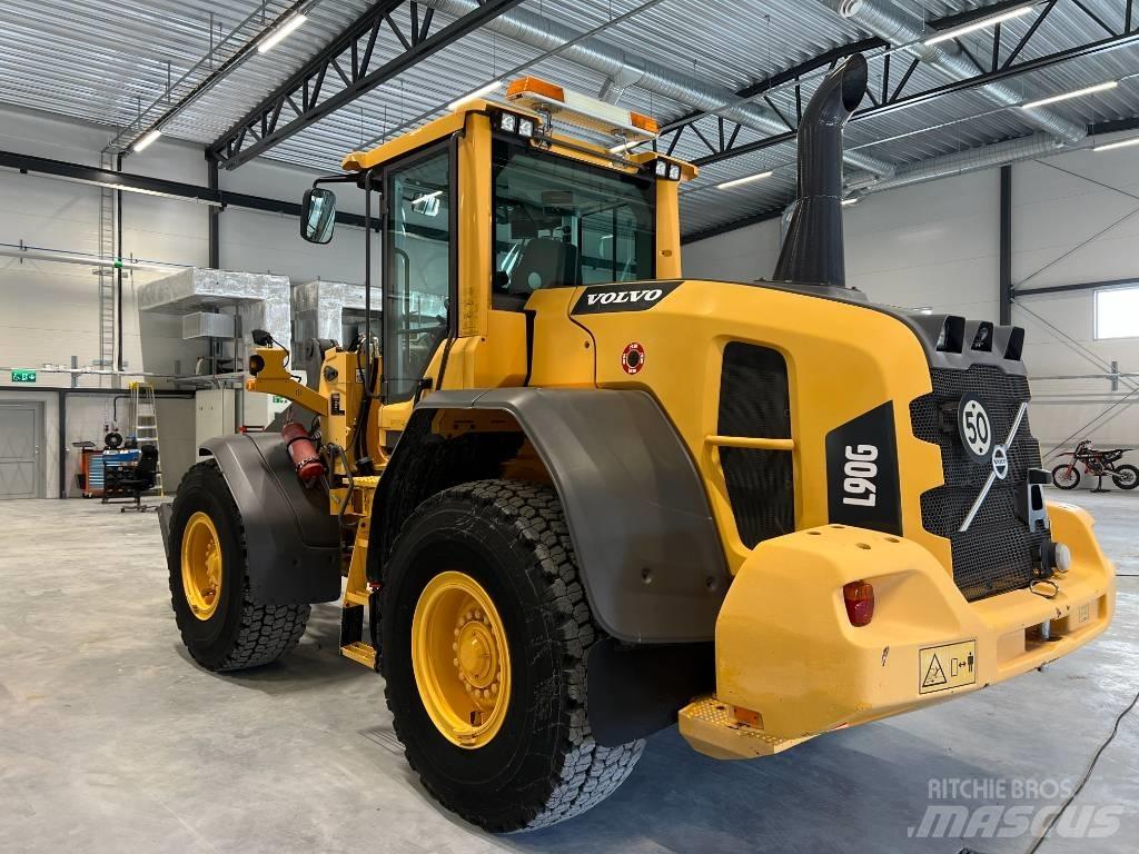 Volvo L90G Wielladers