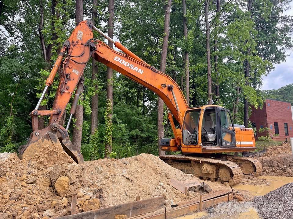 Doosan DX 255 LC Rupsgraafmachines