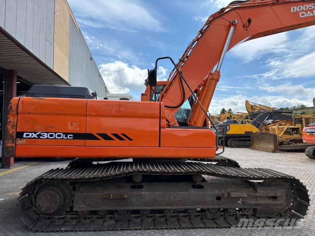 Doosan DX 300 LC Rupsgraafmachines