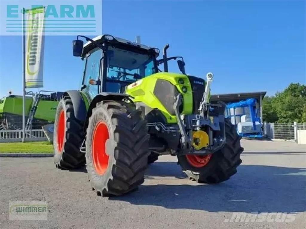 CLAAS axos 240 Tractoren