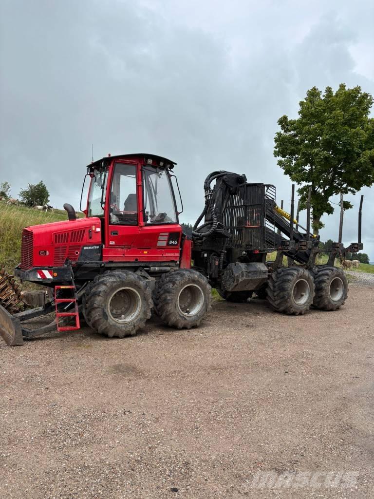 Komatsu 845 Uitrijwagens