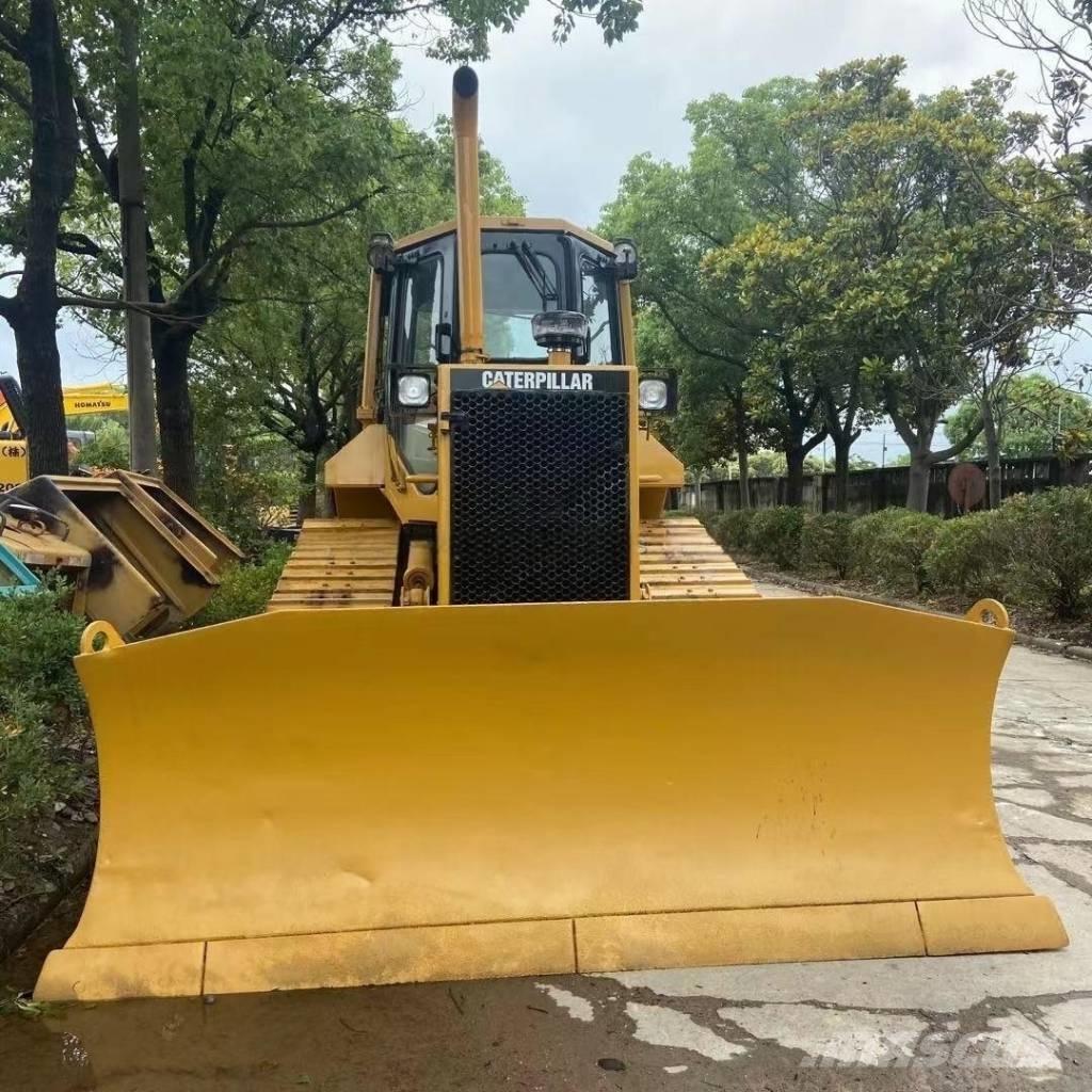 CAT D5M Rupsdozers