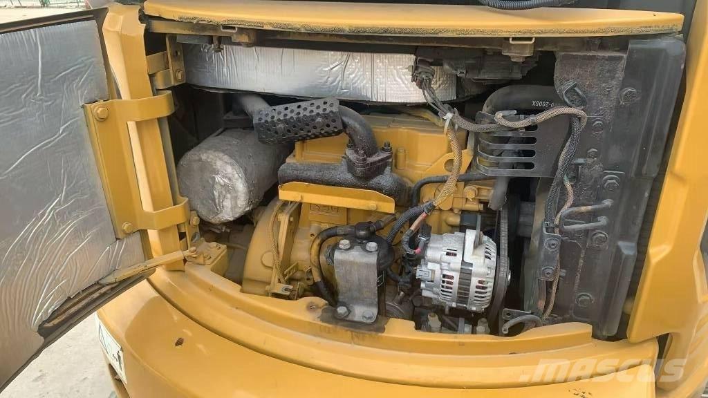 CAT 303 Rupsgraafmachines