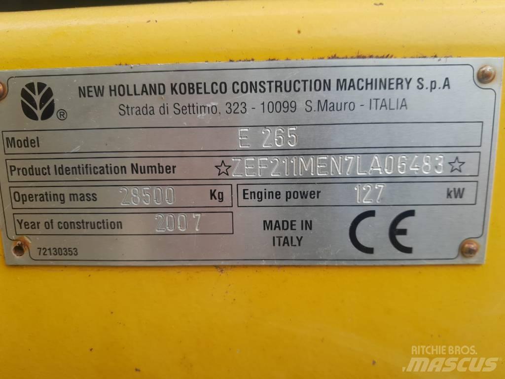 New Holland E 265 Rupsgraafmachines