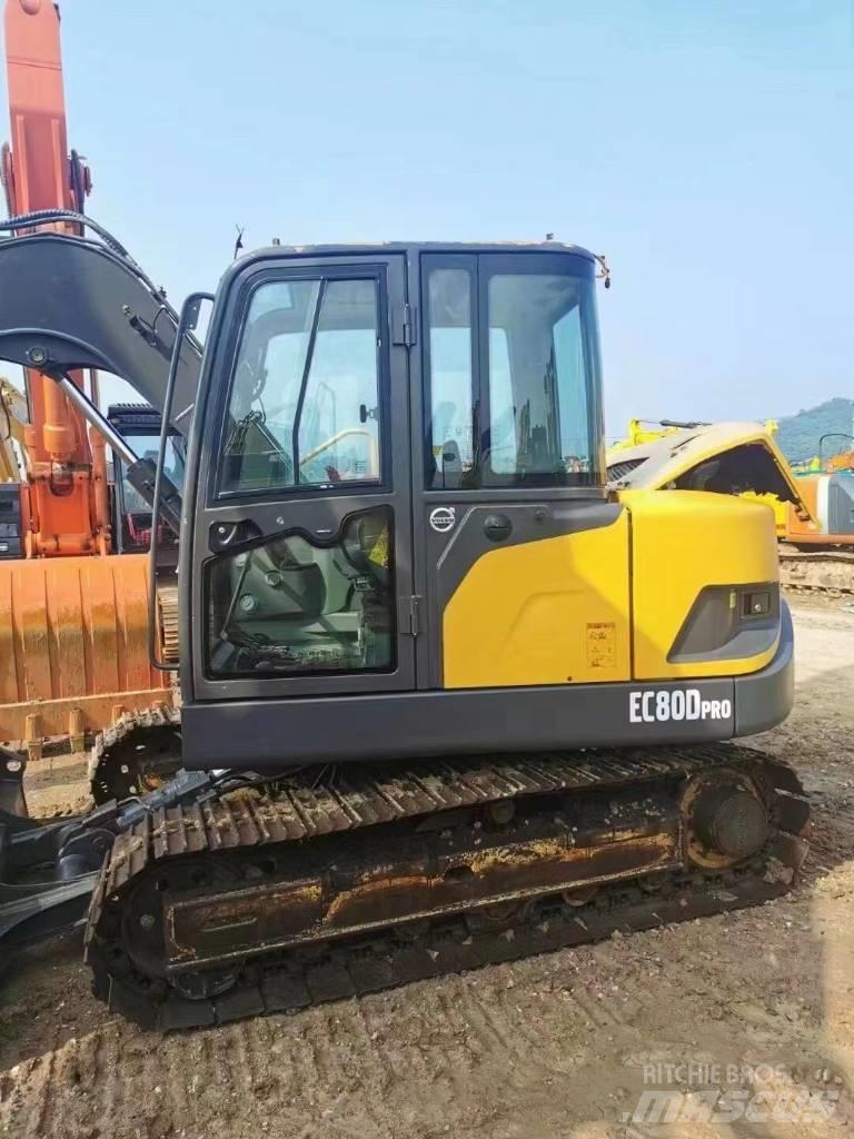 Volvo EC 80D PRO Rupsgraafmachines