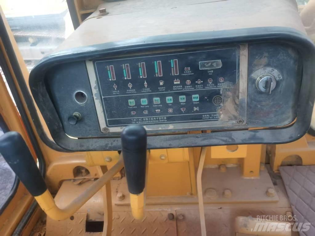 CAT D 7 G Graders