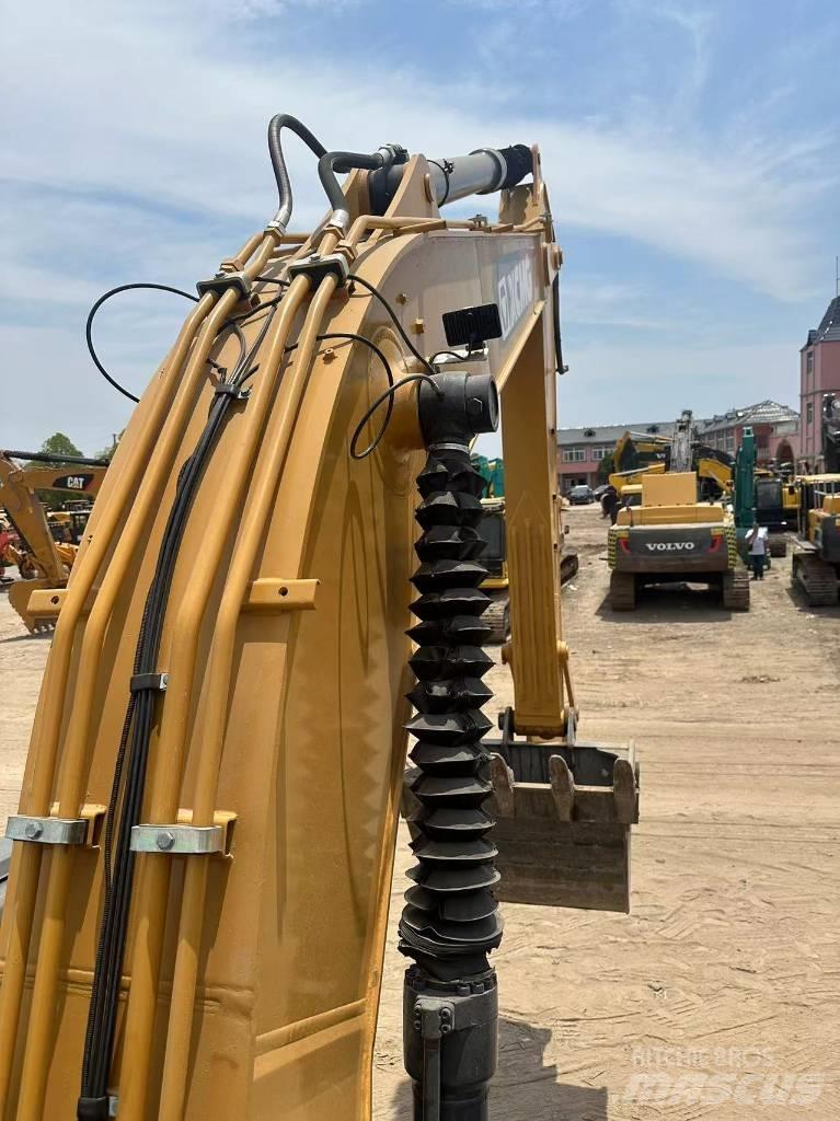 XCMG XE 215 DA Rupsgraafmachines