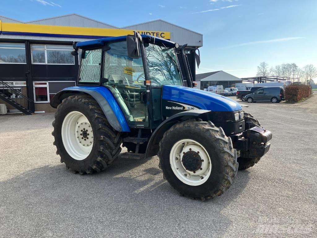 New Holland TL 90 Tractoren