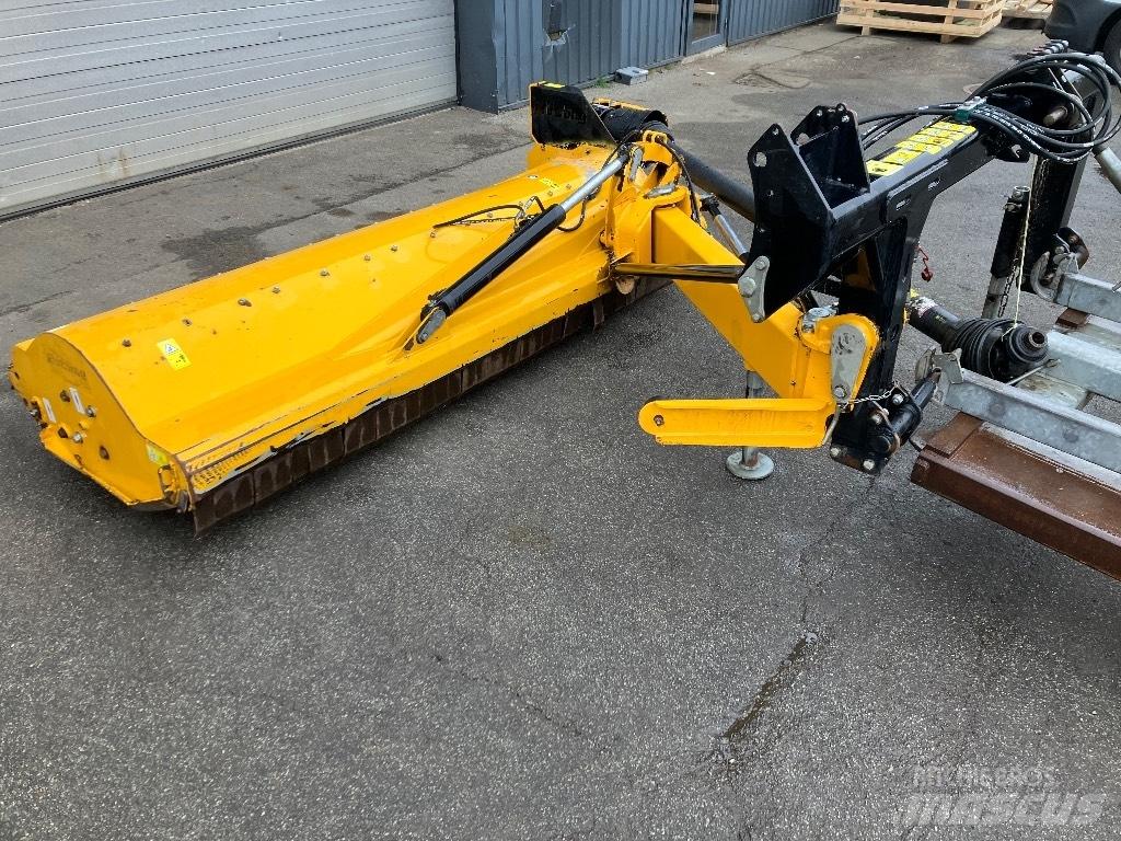 Müthing MU-L/S 250 Maaiers