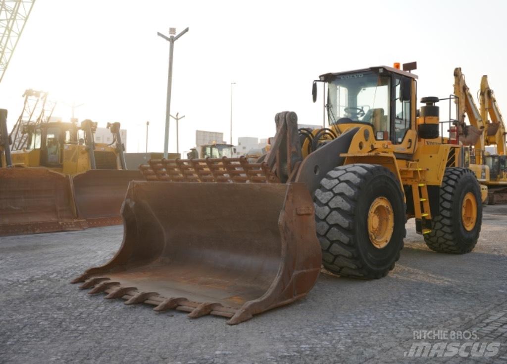 Volvo L220 F Wielladers
